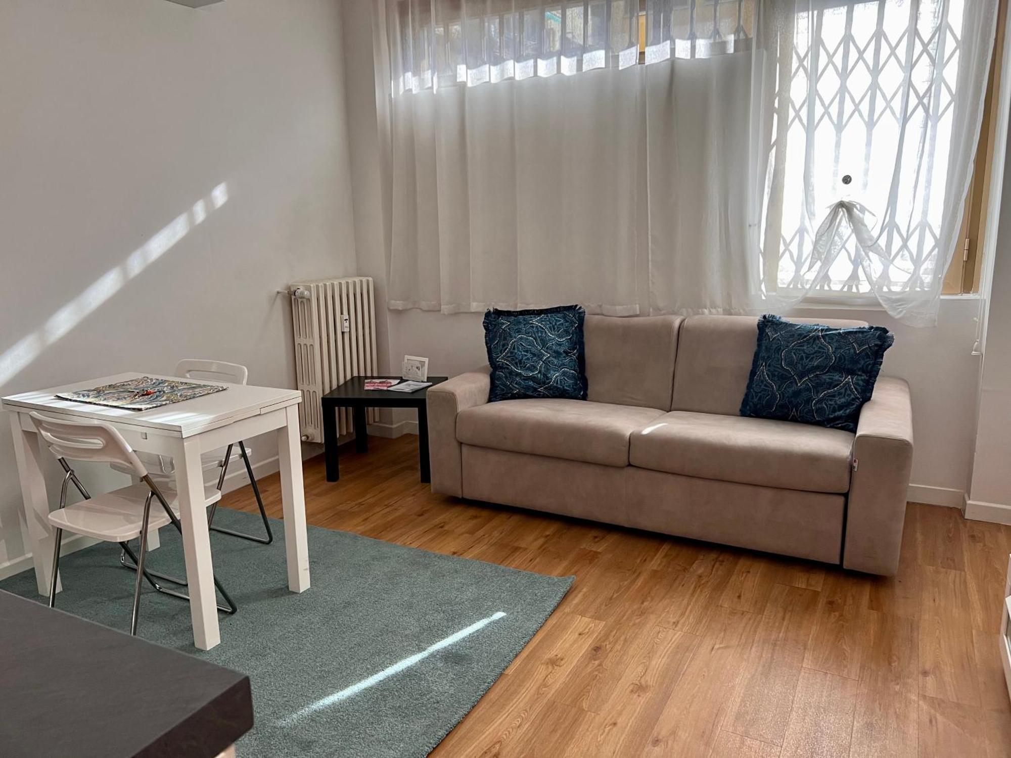 Cute Flat - Best Price - Wi Fi - Ac - Tv Florença Exterior foto